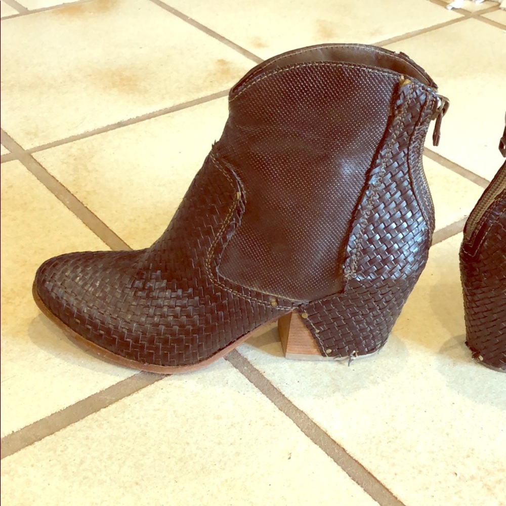 Italian boots